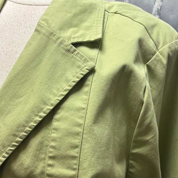 Utility Jacket for Women - Picture 3 of 6